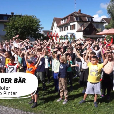 Video Kinderlied Da steppt der Bär